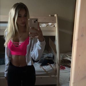 Meet your Posher, Alexis